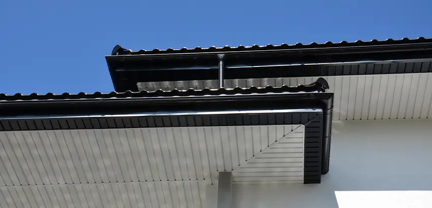 Box Eave Construction in Lake Stevens